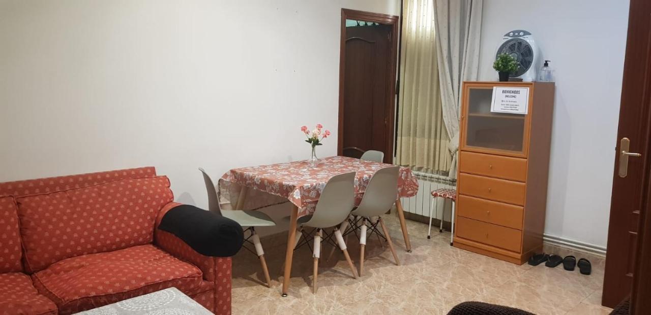 Famaho Lägenhet Madrid Exteriör bild